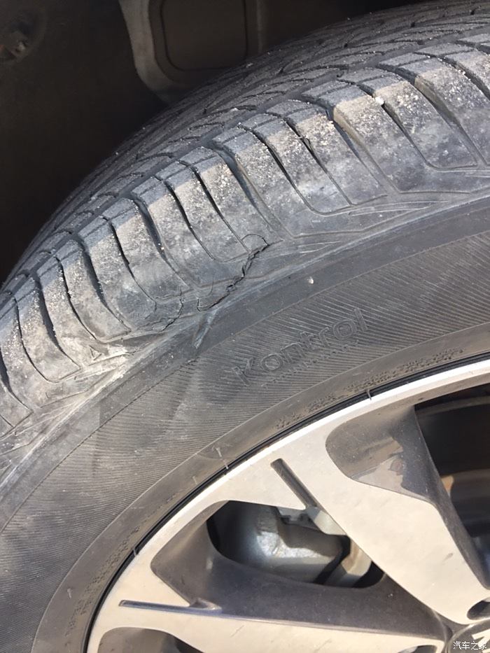 【图】车胎一般多久换?开裂了有没有影响?