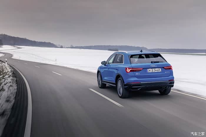 2020 奥迪q3这个是电动的吗?