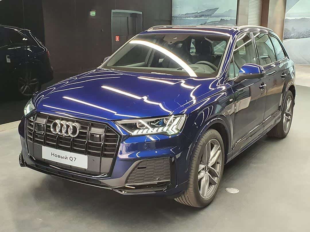 奥迪q7纳瓦拉蓝 简直太美了