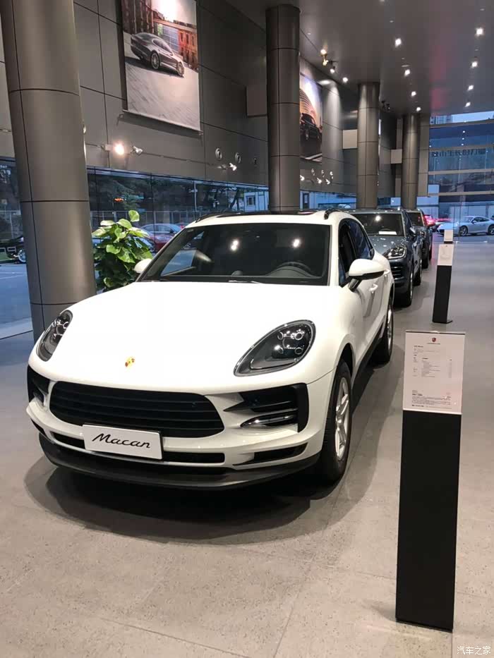今天下定macan新款,顺便求20寸鸟巢轮毂购买途径