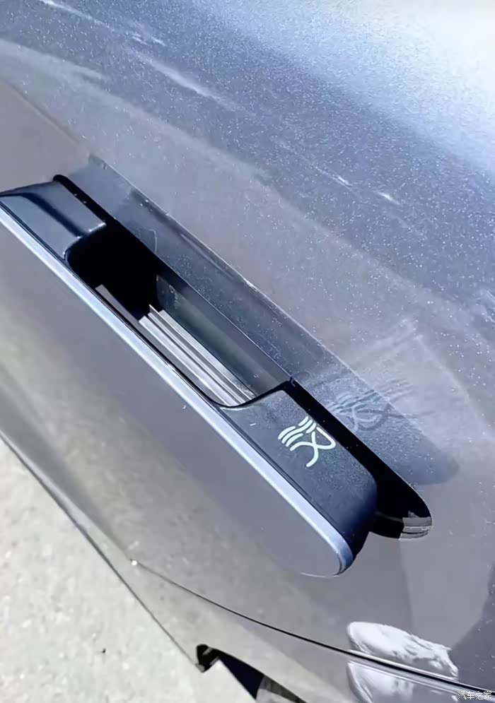 隐形车门把手是个有趣的设计
