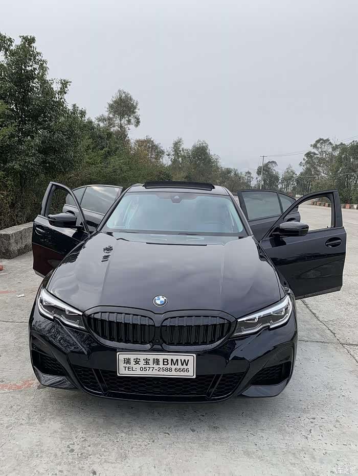 【图】新年新座驾,325li耀夜炭黑摩卡棕提车作业_宝马3系论坛_汽车之