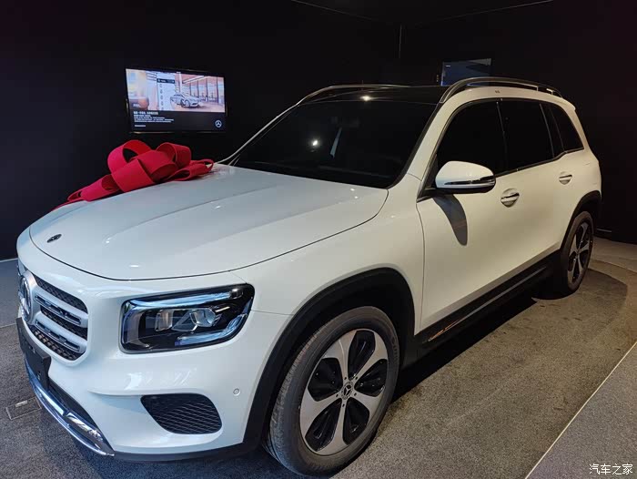 昨天准备资料去提200时尚真白 求山东奔驰glb认证车友群.