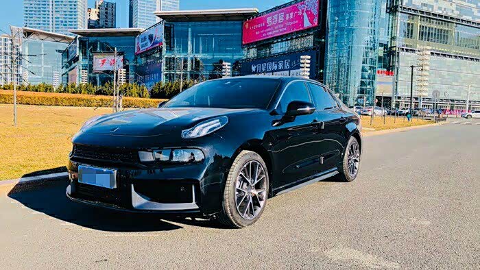 黑蛇穿插,质感驾驶选择03没错