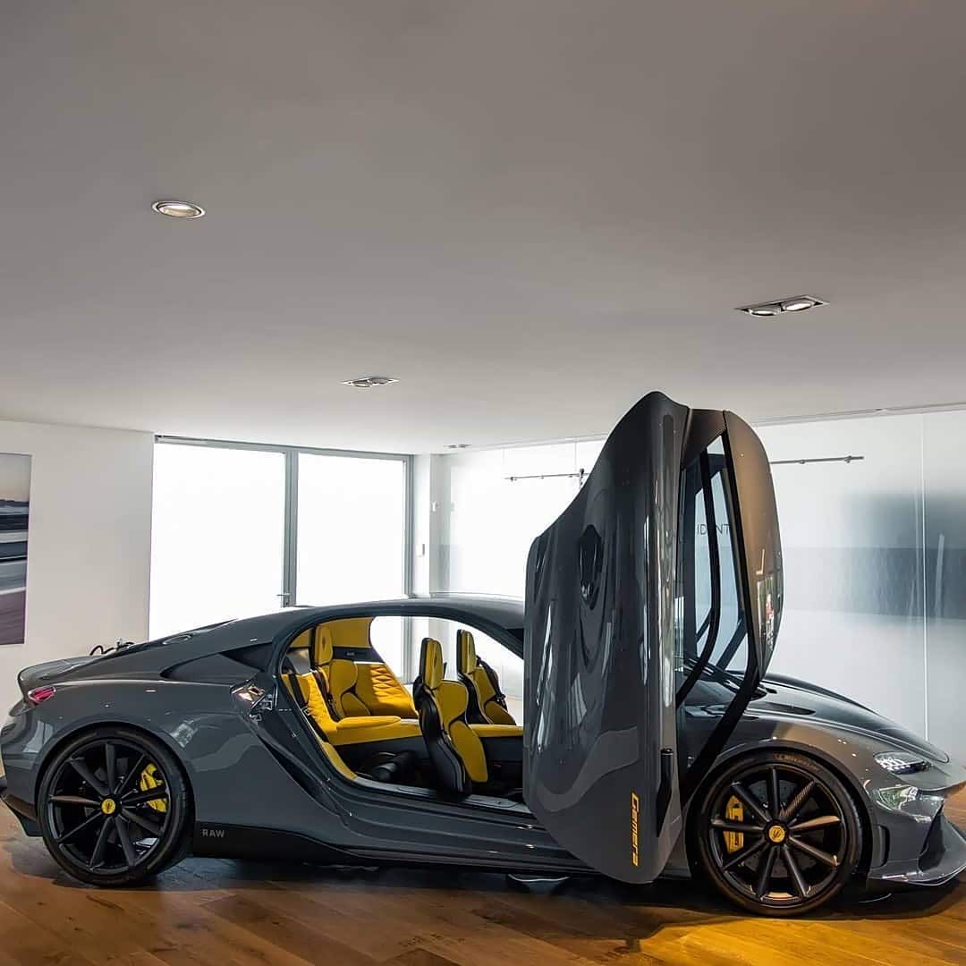 柯尼塞格4座神车gemera!