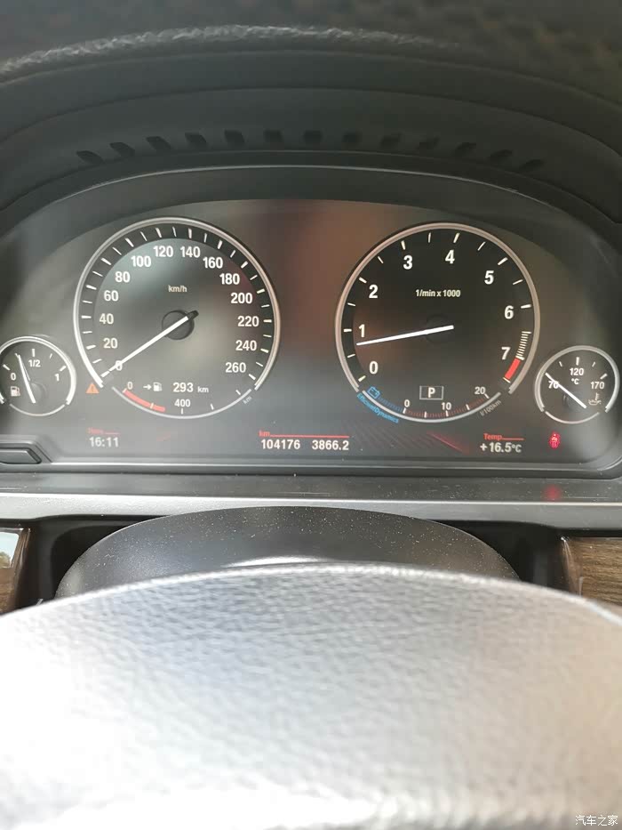 仪表盘,至今服役十来万公里啦!跑得也不算多!