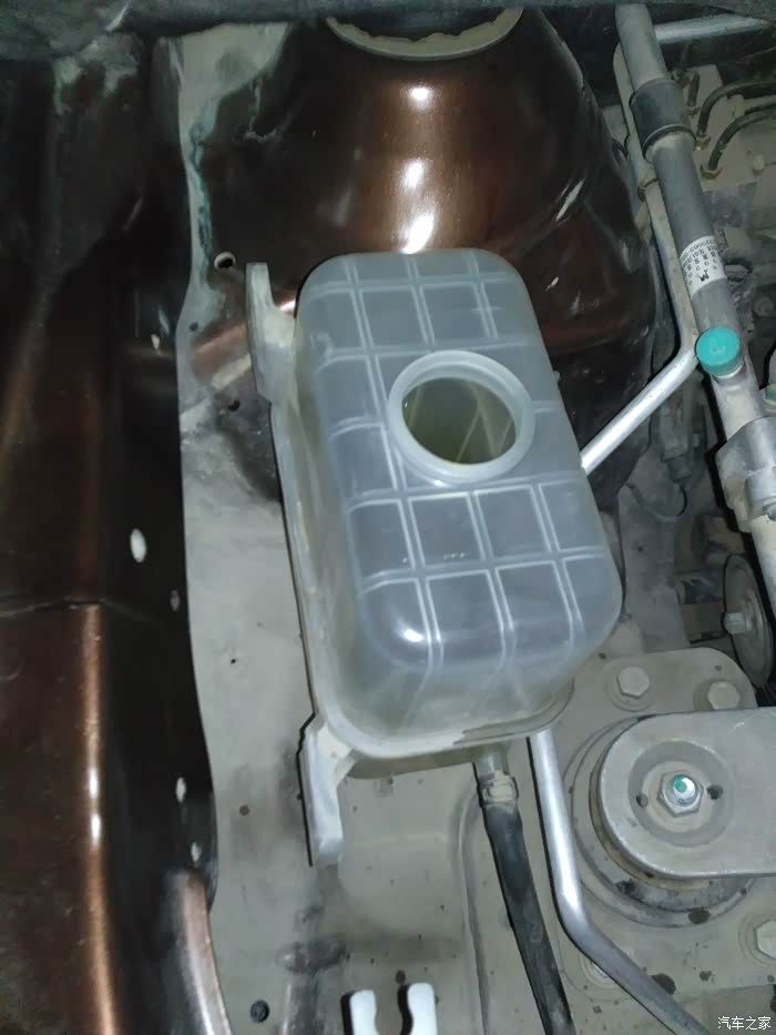 自己动手换宝骏730防冻液