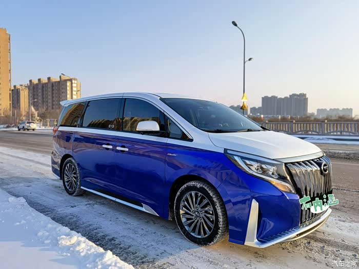 【图】m8新车小改,大白变暖蓝,车友们进来给点意见~_传祺m8论坛_汽车