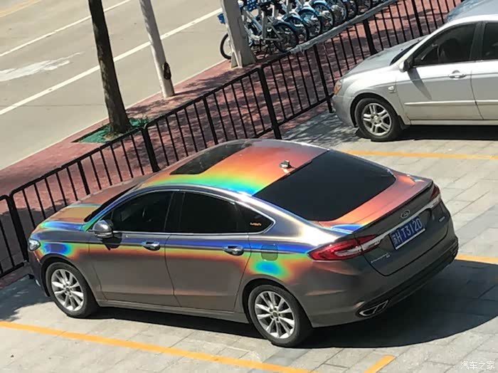 蒙迪欧车衣裳彩虹风暴灰净化