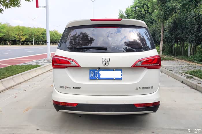 出售17款宝骏73018liamt尊享版顶配