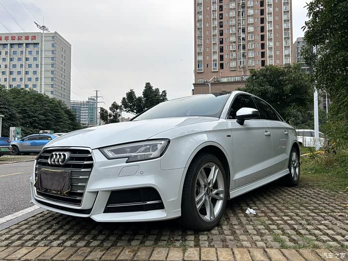 点击:>3|回复:>0奥迪a3论坛>奥迪a31.4t时尚型换车处理>