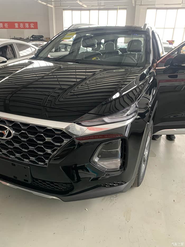 第四代胜达豪华版改装360全景泊车作业