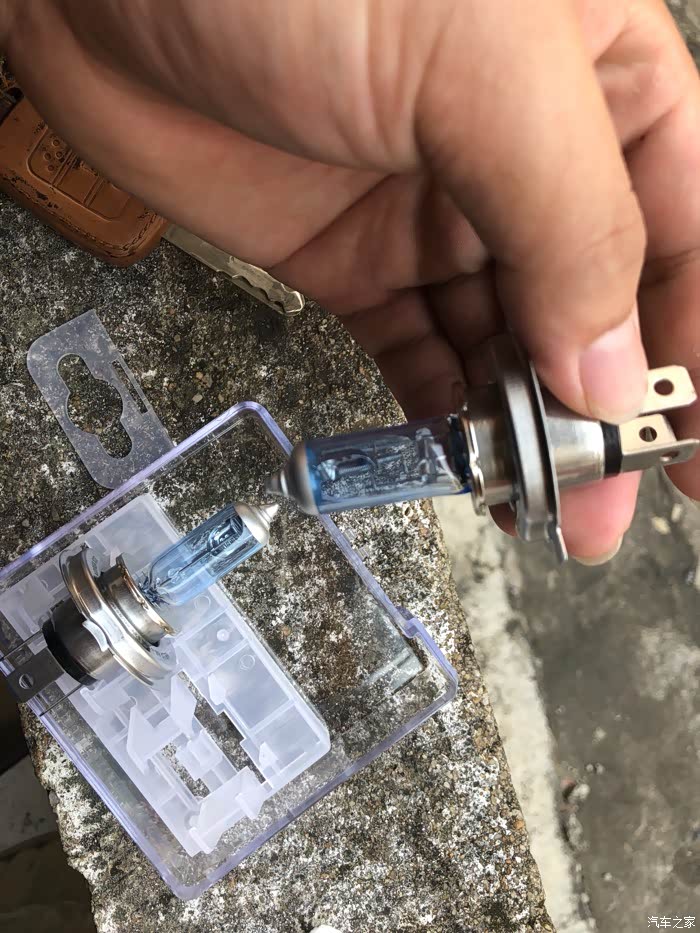 【图】换个灯泡,记录一下_飞度论坛_汽车之家论坛