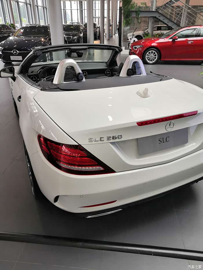 梅赛德斯-奔驰slc到店看车招募#豪华帅气拉风的slc
