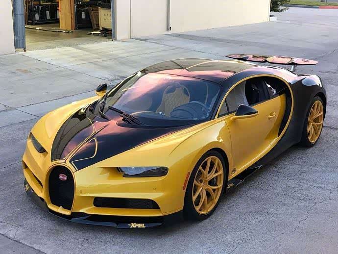 布加迪威龙黄色太可爱了