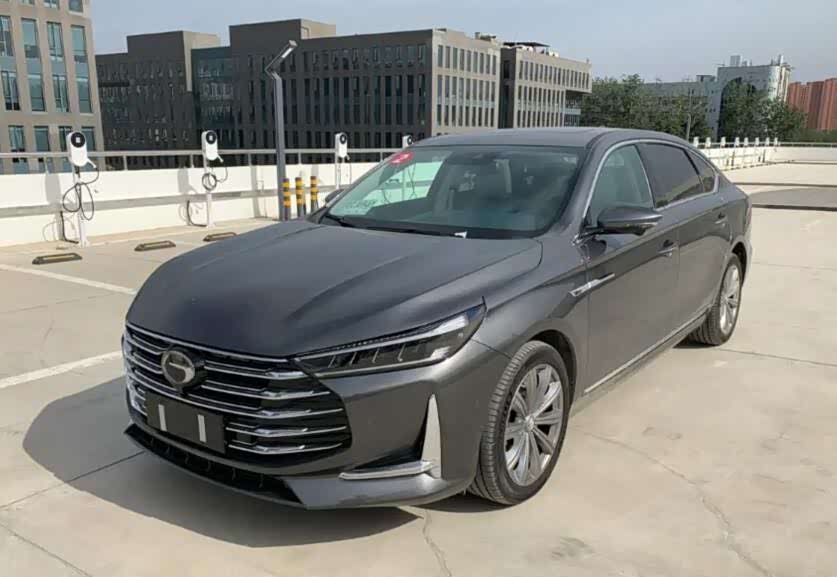 对于这台全新国产重量级中级家用轿车广汽传祺ga8