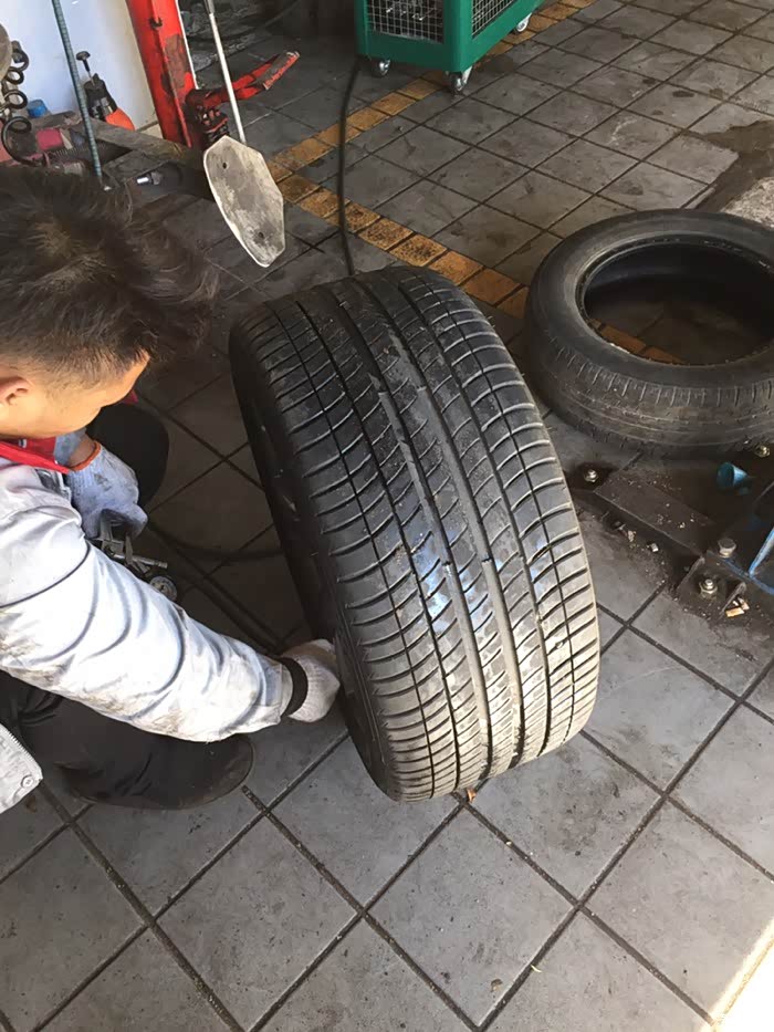 【图】补胎外面的靠谱吗?_宝马5系论坛_汽车之家论坛