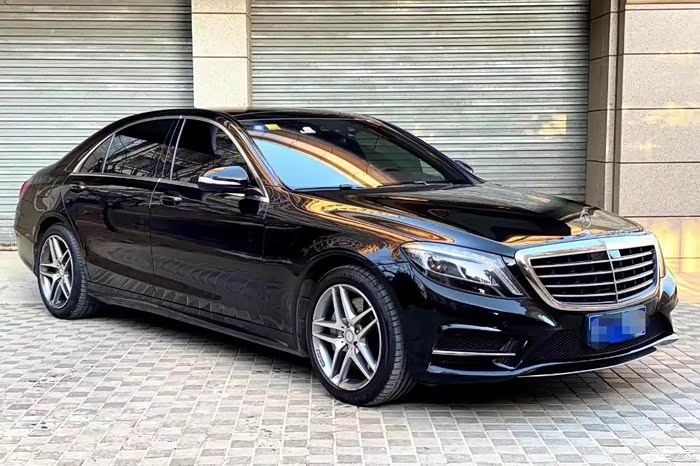 狂欢十二月极致奢华的奔驰s400lmatic