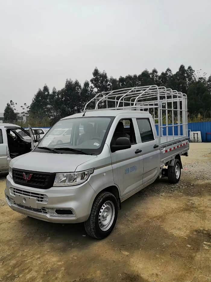 5双排仓栏已提,随便秀秀朋友的双排货箱_五菱荣光小卡论坛_汽车之家