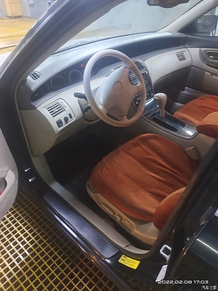 丰田亚洲龙04款经典重现