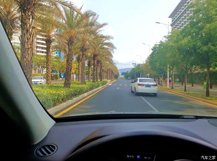 早上开车出发,经过海坡旅游度假区