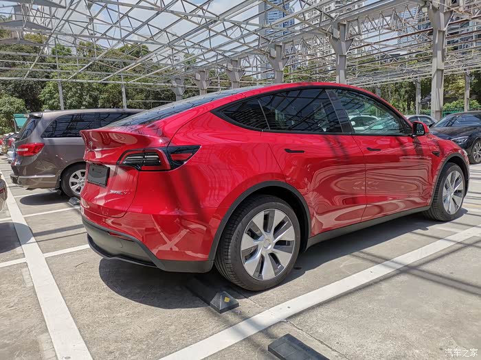 【图】红色modely红色modely,体验还可以_model y论坛_汽车之家论坛