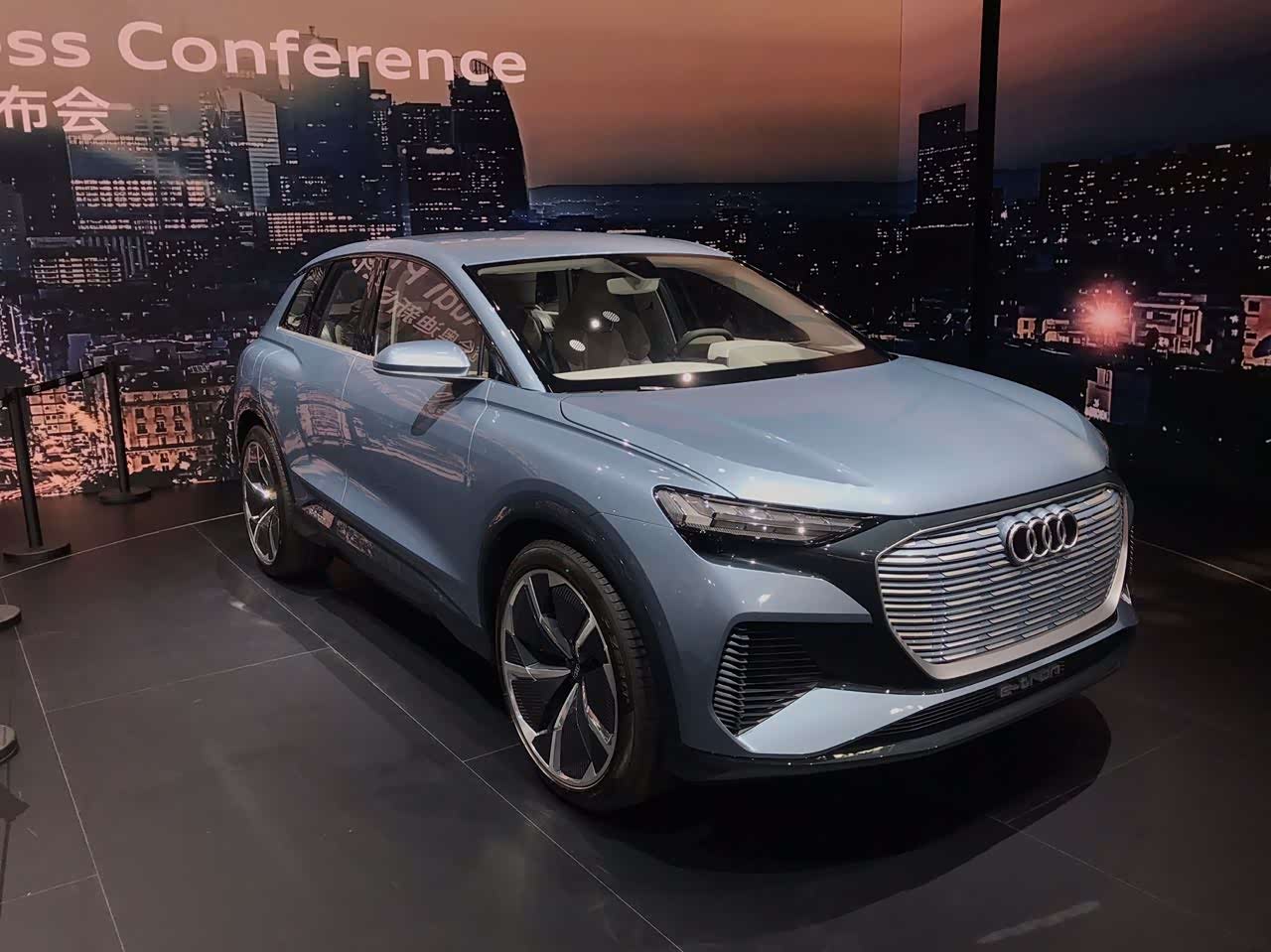 23 | 回复: 0 e-tron concept论坛 奥迪e-tron 外观大气,纯电也能躁!