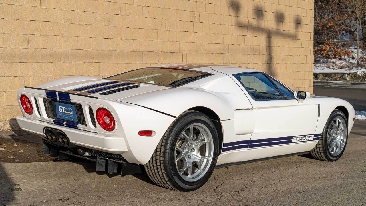 拥有勒芒外观的2005款福特gt40搭载550马力