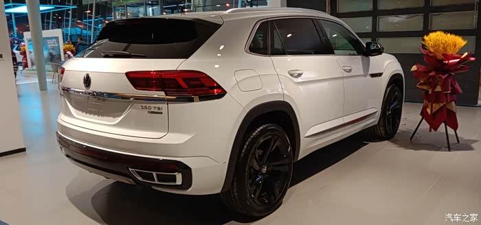 尤为耀眼白色的途昂x提车记