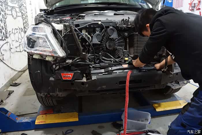 【图】途乐y62安装沃恩绞盘,施工图_途乐论坛_汽车之家论坛