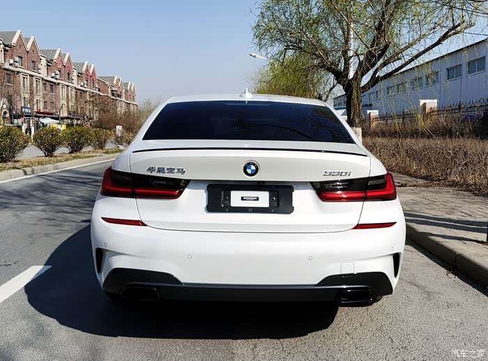 【图】蓝天白云下的蓝天白云_宝马3系论坛_汽车之家论坛