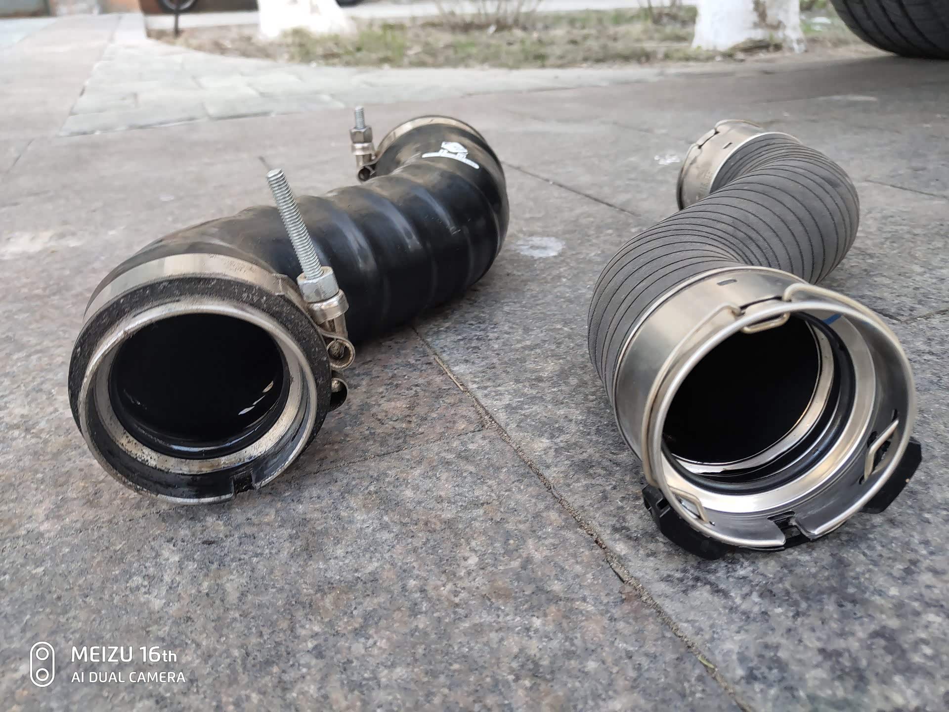 柴九涡轮增压管二次改装作业