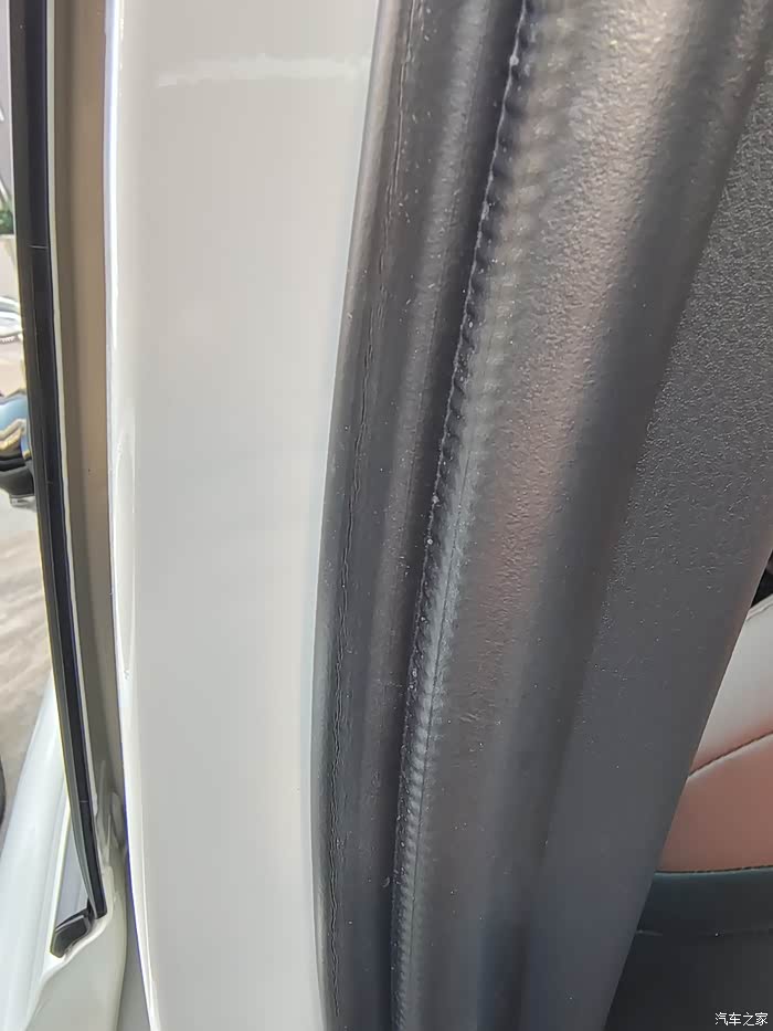 奕泽车门框胶条开裂老化车门缝隙大小不一