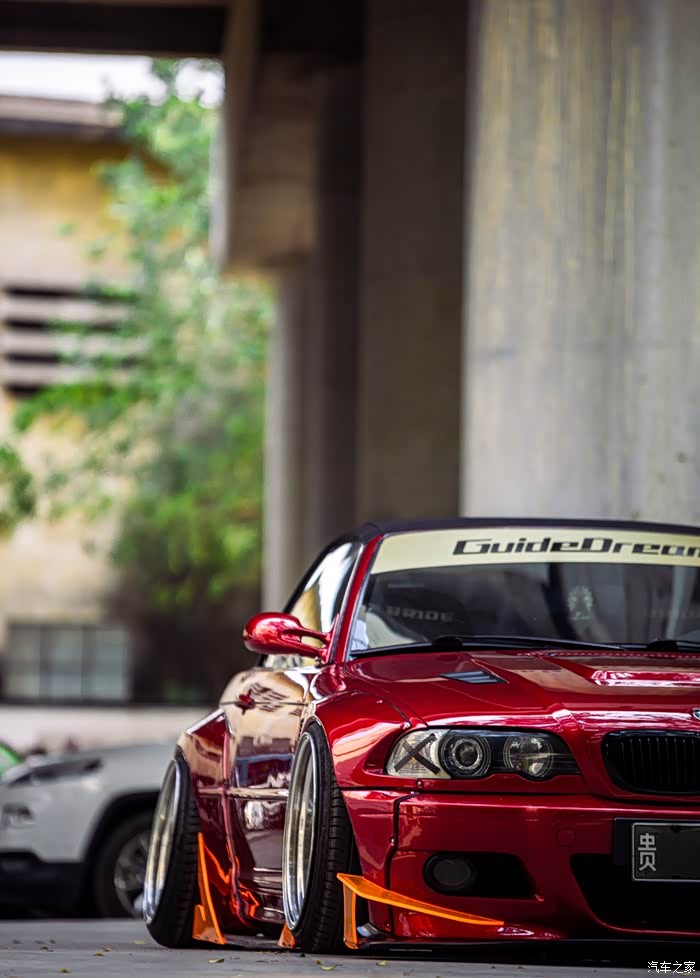 姿态迷人宝马e46改装