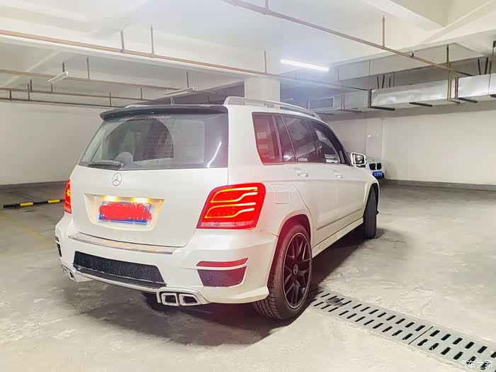 奔驰13款glk改装amg前后包围