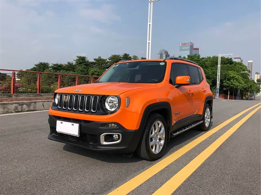 橙色的自由侠感觉还有点萌萌哒