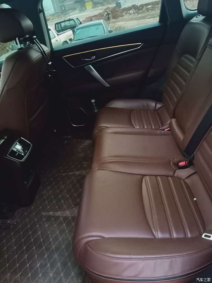 家用车实用为王,四驱尊享版urv用车实感