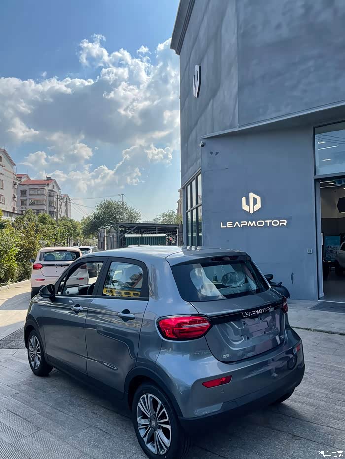 城市小精灵t03提车