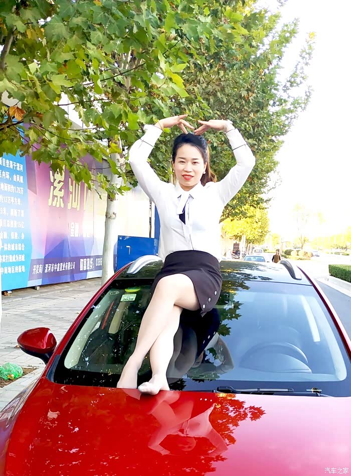 河南漯河当美女同事邂逅大美gs会擦出怎样火花