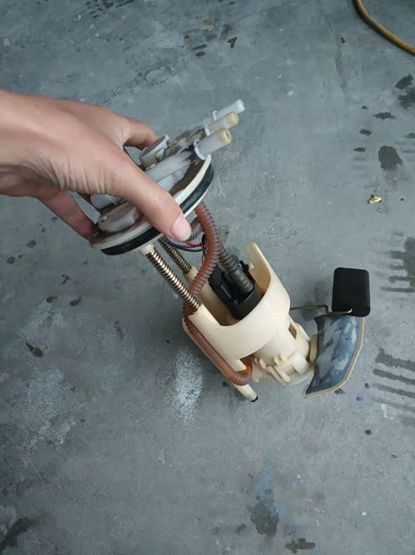 比亚迪油泵3万多公里就坏了