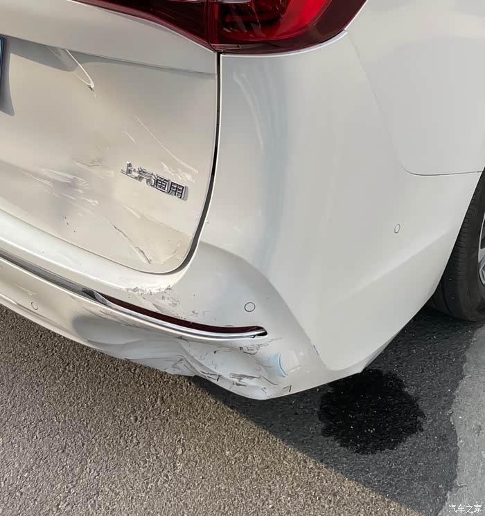 【图】防碰撞系统自动刹停导致后车追尾_别克gl8论坛_汽车之家论坛