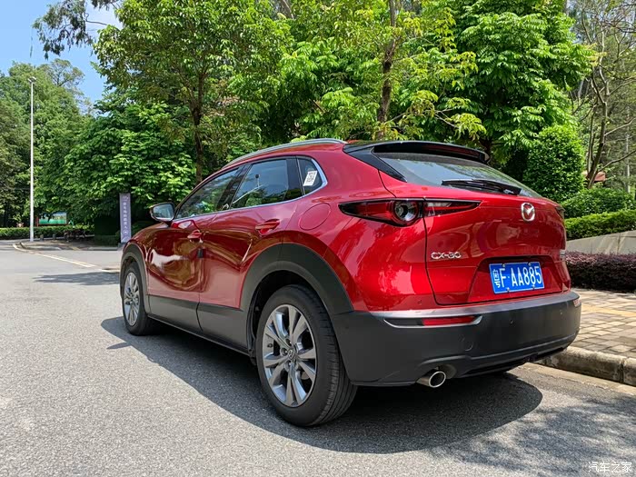 【图】家门口的一道风景线 小红椒cx-30_马自达cx-30论坛_汽车之家