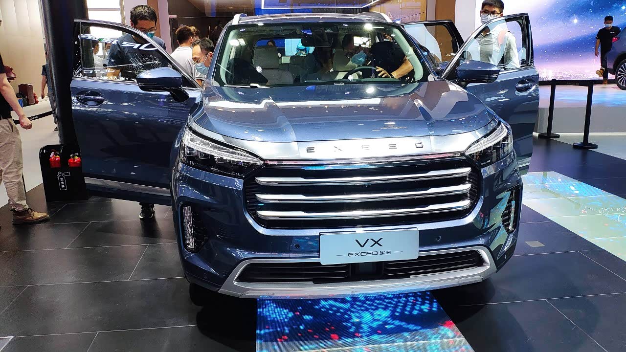 星途vx前脸非常霸气,整体比较硬了.