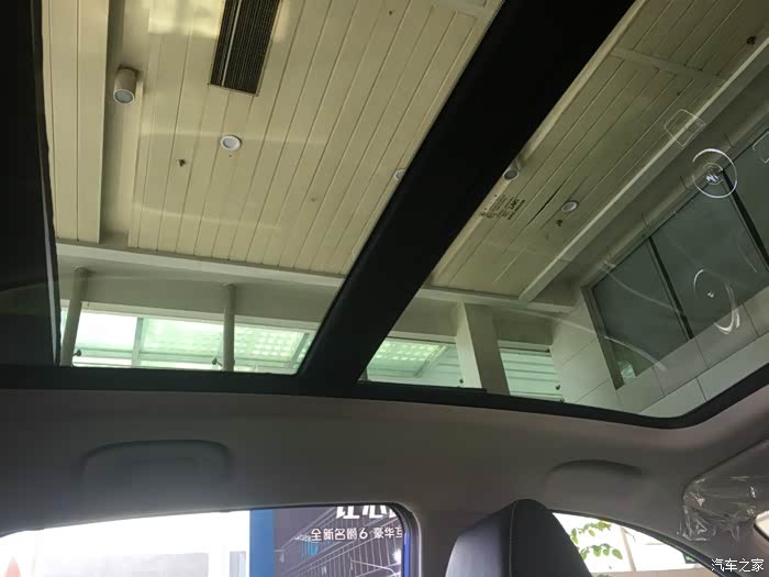 全景天窗太爽,只不过夏天会不会比较热