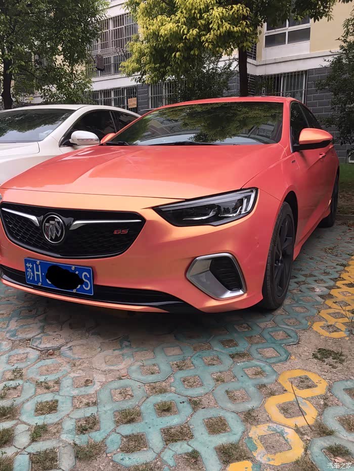 君威gs改色应该是gs改这个颜色的第一人了