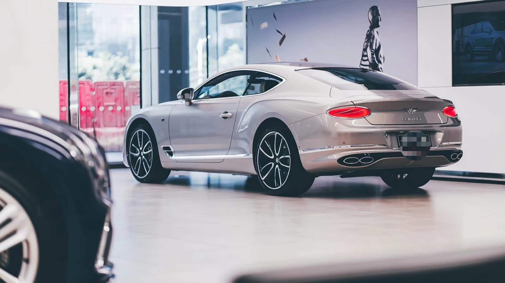 宾利欧陆gt极致银豪气十足我的最爱!