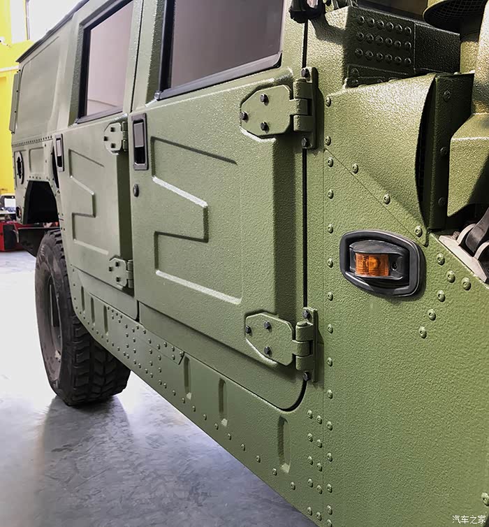 猛士防护升级做了个整车车身防爆装甲是不是更猛了