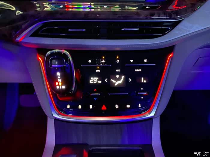 别克gl8氛围灯才是豪华的开始说改就改