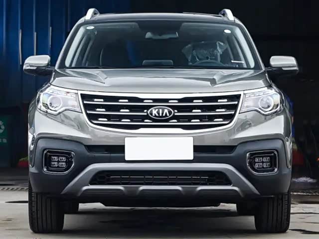 起亚智跑的外观造型却颇为硬朗,还真有点硬派suv的气质