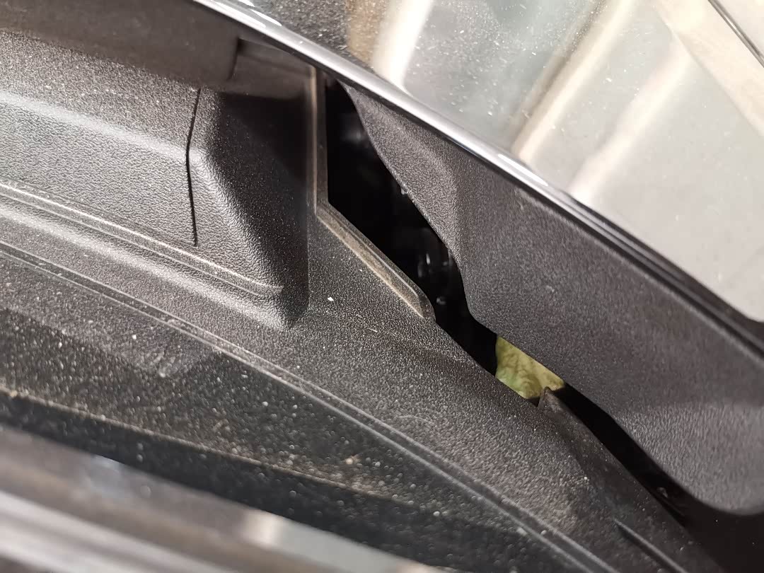 【图】新a6前挡排水口设计不合理啊_奥迪a6l论坛_汽车之家论坛